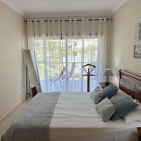 Charmant Appartement A 1Km De La Plage, Avec Piscine A Albufeira Exterior foto
